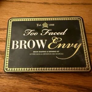 Too Faced Brow Envy Kit *BLONDE Only*